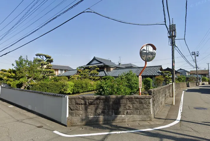 相続した不動産を現金化する際の注意点とメリット